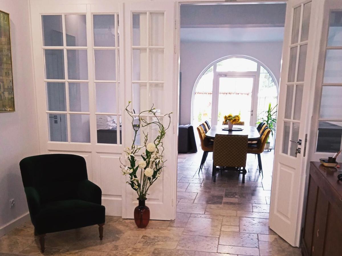 Dworek Akacja Uslugi Hotelarskie ヤノビエツ エクステリア 写真